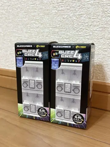 빛난다! BUZZCRE4 미니 피규어 2종류