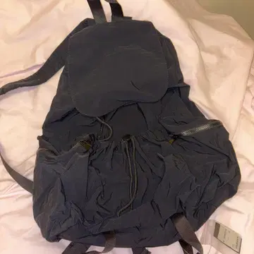 블랙 나일론 백팩