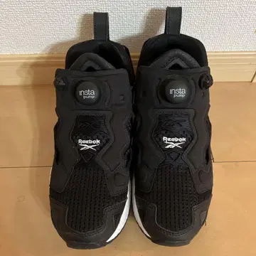 리복 인스타펌프 퓨리 마쓰무라 호쿠토 23.5cm
