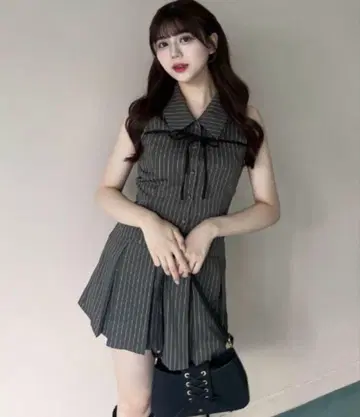 OLIVE des OLIVE 슬리브리스 셔츠 미니 원피스 차콜