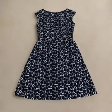 any sis 네이비 슬리브리스 원피스 사이즈 2