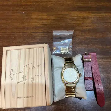 vague watch co. 손목시계 골드