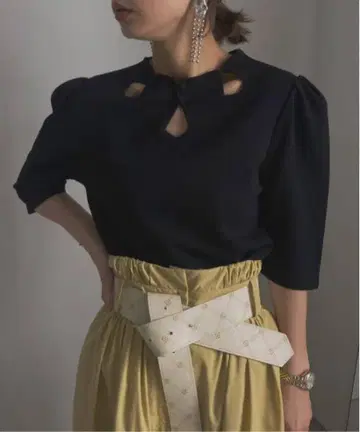 CROWN WAFFLE TOP 블랙