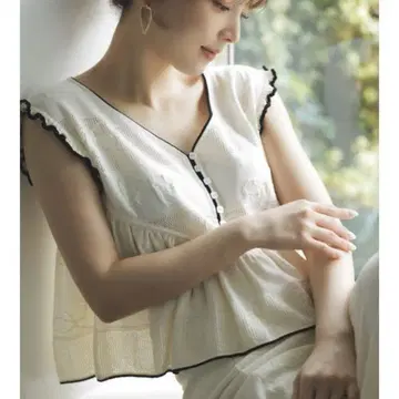 미사용 새상품 snidel 스나이델 리본 자카드 니트 풀오버