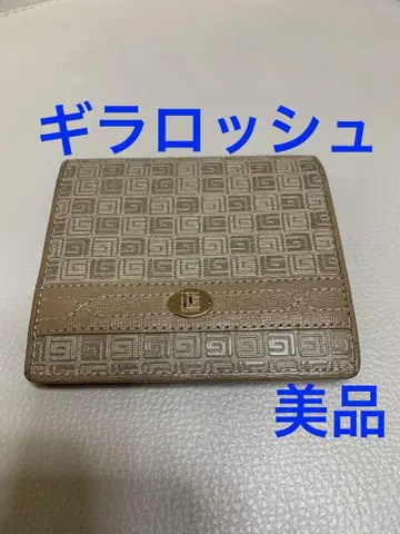 Guy Laroche 접이식 지갑 베이지. 새상품급.