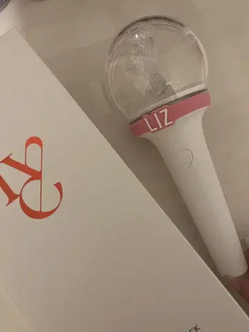LIZ 응원봉 화이트/핑크 박스 포함
