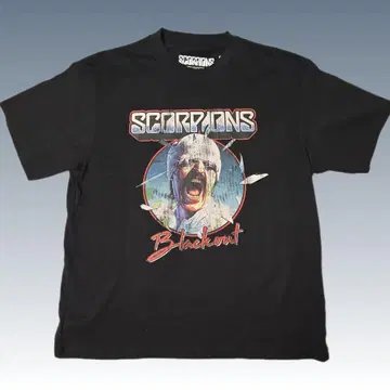 Scorpions BlackOut Size L 티셔츠