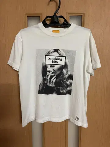 fr2 KATE MOSS 케이트 모스 Smoking kills 티셔츠