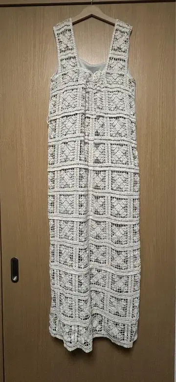 mysty woman 크로셰 롱 슬리브리스 원피스