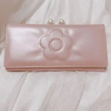 MARY QUANT 엠보싱 데이지 펄 퍼스 펄 핑크