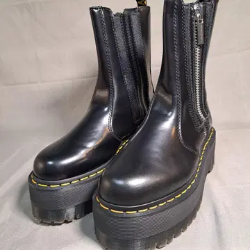 닥터마틴 Dr.Martens 2976MAX 새상품급 통굽 24cm