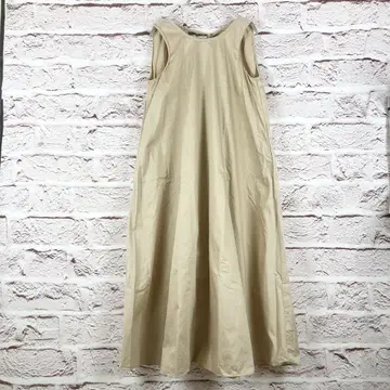 r210 자라 베이지 슬리브리스 플레어 원피스