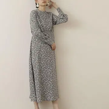 리프 프린트 밴드 카라 원피스 NATURAL BEAUTY BASIC