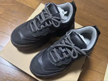 통굽 캐주얼 스니커즈 블랙