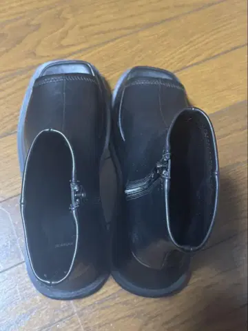 블랙 오픈 숏 부츠