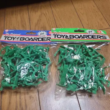 AJ's Toy Boarders 스노우보드와 스케이트 그린 아미맨