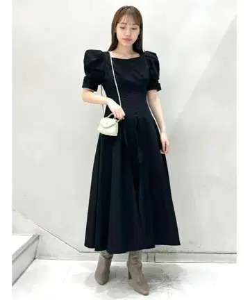 SNIDEL 블랙 코르셋 디테일 원피스