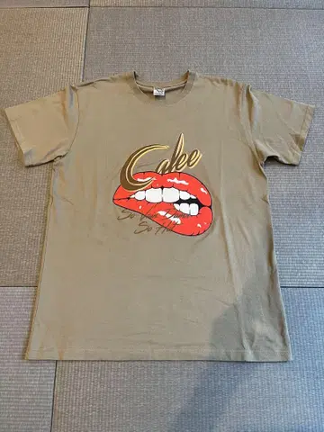 calle 티셔츠  입술