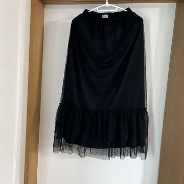 Flower 블랙 도트 무늬 프릴 롱 스커트