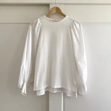 yori 볼륨 퍼프 슬리브 티셔츠 화이트 새상품급 CITYSHOP