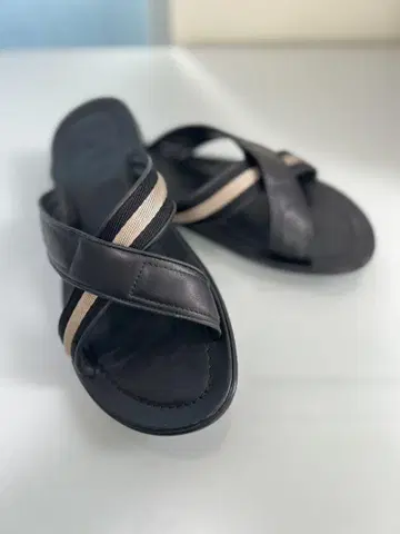 발리 Bally 샌들 26.5cm