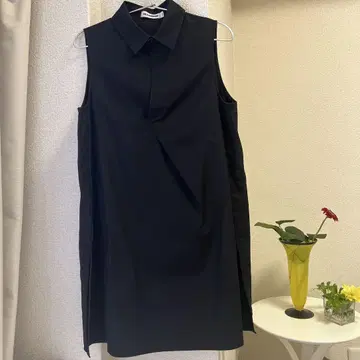 수납 가방 포함 질샌더 슬리브리스 롱 셔츠 블랙