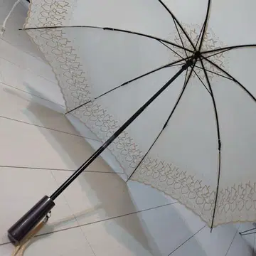 양산 접이식 우산 자수 레트로 새상품 미사용 화이트