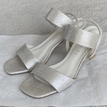 LE TALON 르 탈론 6cm 밴딩 스트랩 샌들 실버 M 사이즈