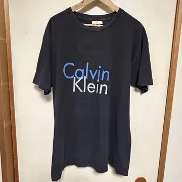 90s USA제 캘빈클라인 CK 티셔츠 L-XL 블랙 페이드