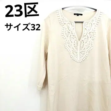 23구 아이보리 자수 키 넥 니트 튜닉 7부 소매 사이즈 32