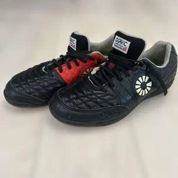 GAViC 축구화 26.0cm 블랙/레드