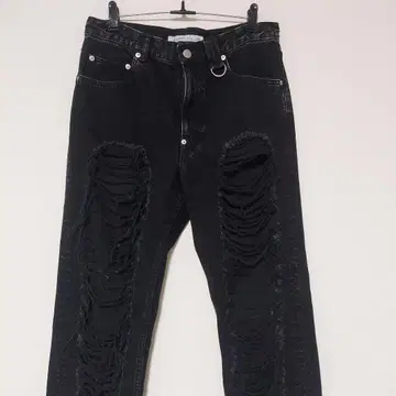 존 로렌스 설리반 RIPPED DENIM