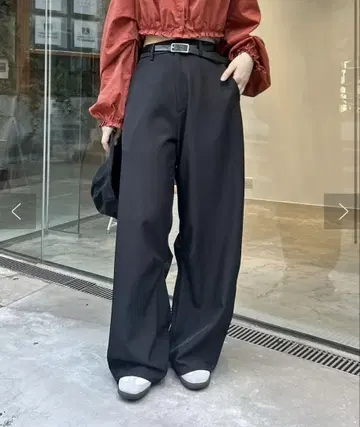 mystic 커브 슬랙스 블랙