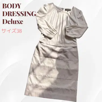 무릎 기장 원피스 보더 실버 화이트 38 M BODY DRESSING