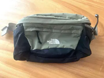THE NORTH FACE 바디백 올리브 그린/블랙