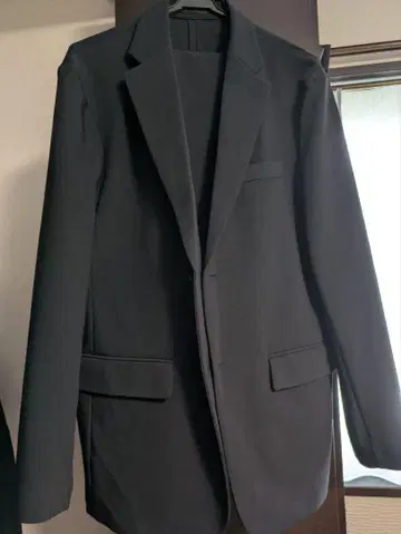 유니클로 셋업 감동 자켓 + 팬츠