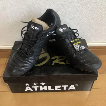 ATHLETA O Rei 블랙 축구화