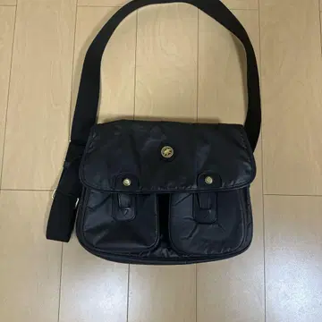 블랙 나일론 메신저 백