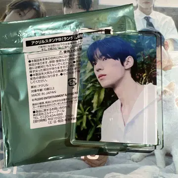 TWS 카페 아크릴 스탠드 도훈