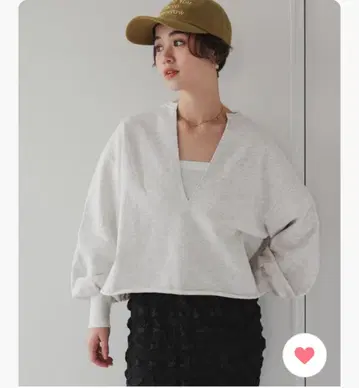 딥 V 넥 맨투맨 풀오버