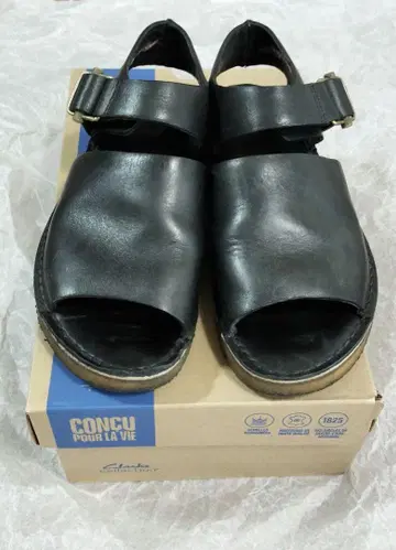 클락스 단종 가죽 샌들 UK8 1/2 (26.5cm)