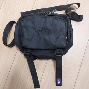 THE NORTH FACE 블랙 숄더백