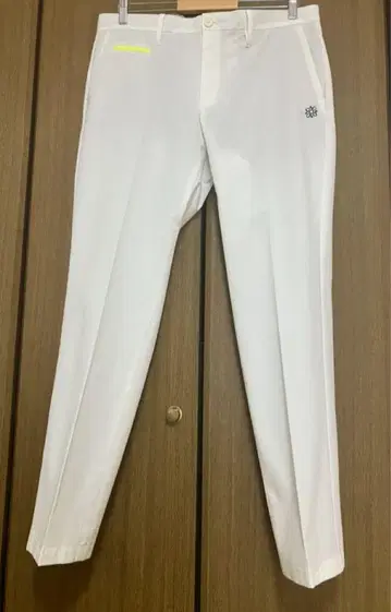 세인트 앤드루스 화이트 팬츠