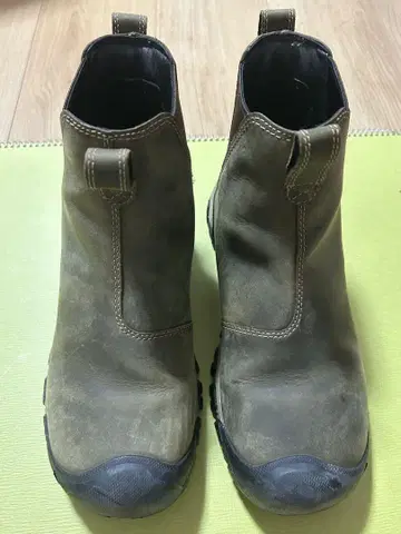 KEEN 1025527 첼시 워터프루프 부츠 여성용