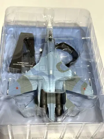 1/100 Su-27P 플랭커 소련 방공군