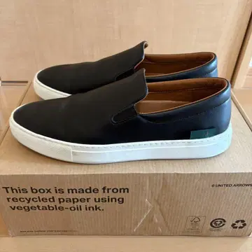UNITED ARROWS 블랙 가죽 슬립온 hALON 25cm