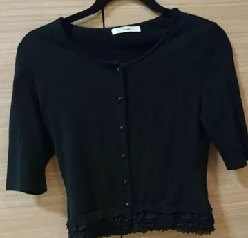 르네 블랙 오분 소매 여름 프릴 가디건 rene