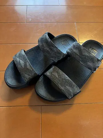 핏플랍 블랙 실버