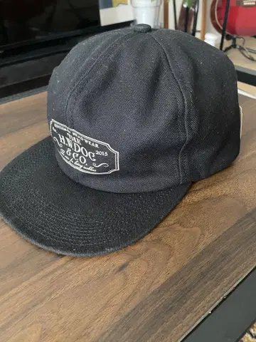 THE H.W.DOG&CO. 트래커 캡