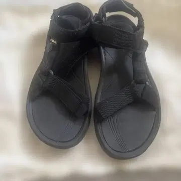 Teva 블랙 스포츠 샌들